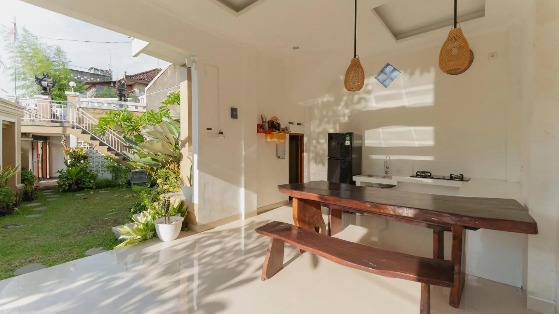 Hotel Umah Anyar Teges Ubud  2*, Ubud (Bali)