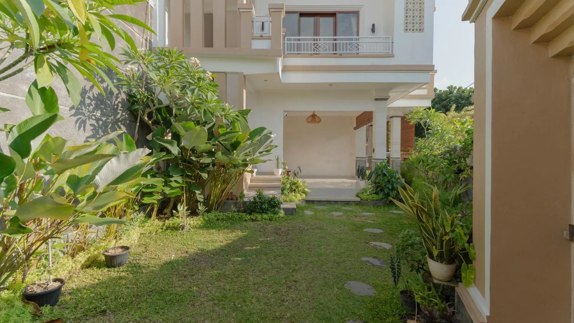 Hotel Umah Anyar Teges Ubud  Indonesia